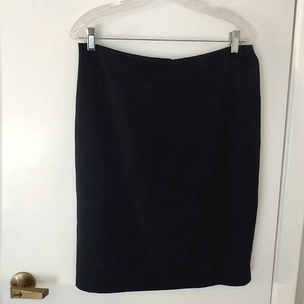 Studio by Liz Claiborne Black Lined Skirt- Size 10